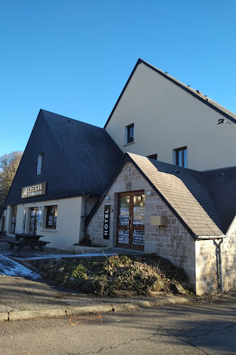 Ardesia Hôtel Restaurant à Peyrelevade