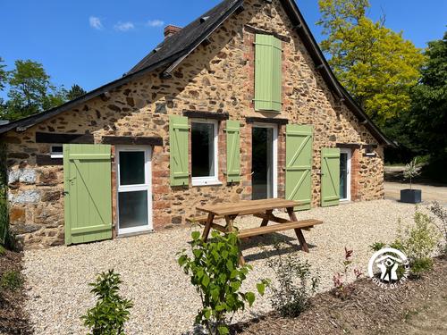 Gîte de la Prée du Roc, 3 personnes à La Roche-Neuville