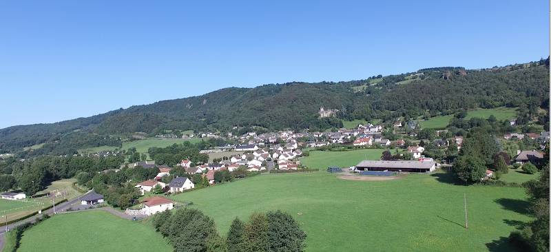 Camping du Val de Cère à Polminhac