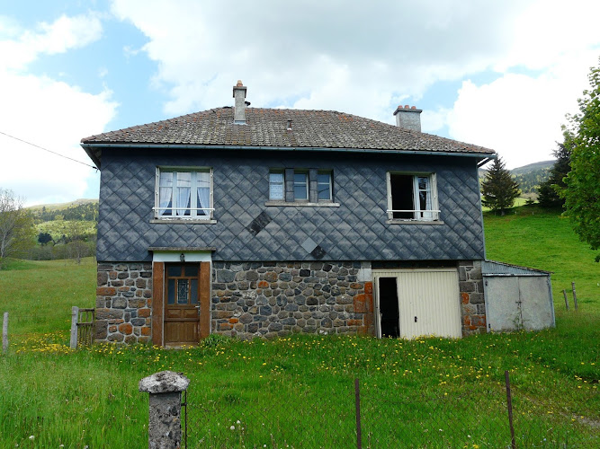 Gîte de la maison-neuve à Le Claux
