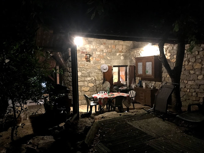 Les Lauzaces à Berrias-et-Casteljau