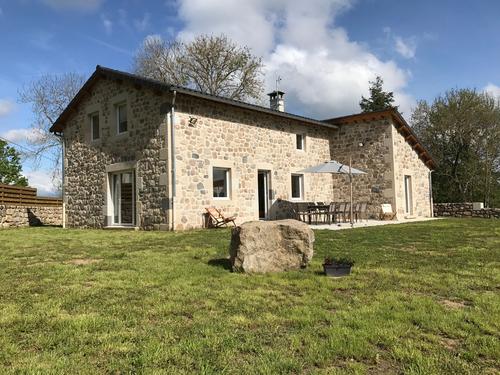 Ma maison de campagne à Saint-Jeures