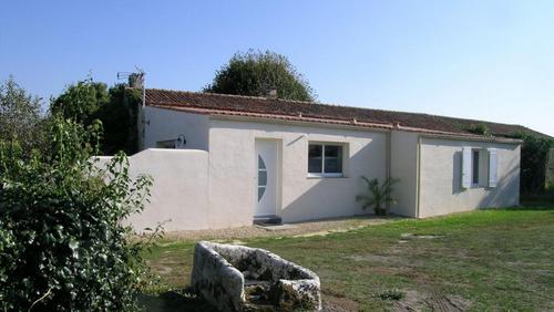 17g45093 à Saint Agnant