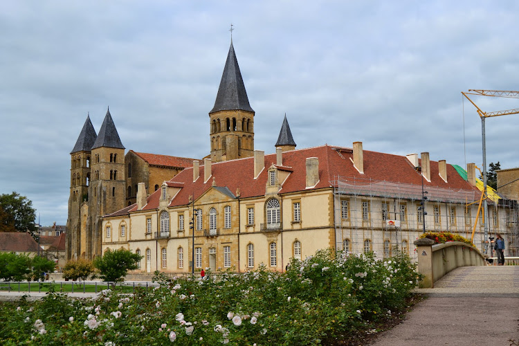 Hôtel Restaurant L Apostrophe à Paray-le-Monial