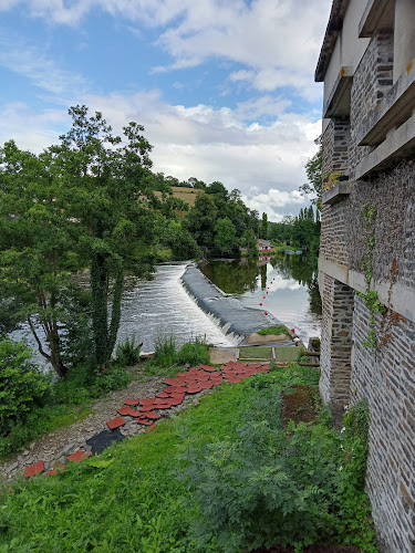 Camping Municipal à Pont-d'Ouilly