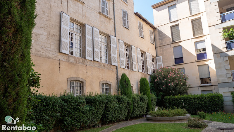 Hôtel Achard de la Baume XVIII Siècle à Avignon