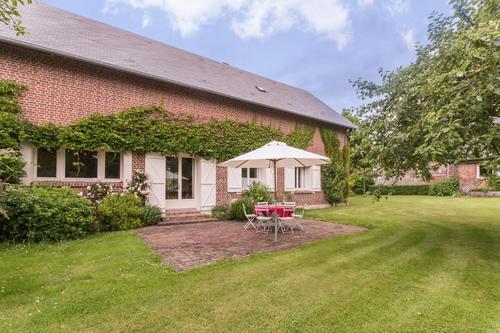 Le Pressoir de Cour la Ville à Le Mesnil Sur Blangy