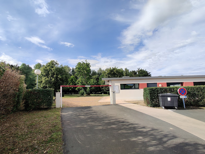 Camping Municipal à Saint-Hilaire-sur-Erre
