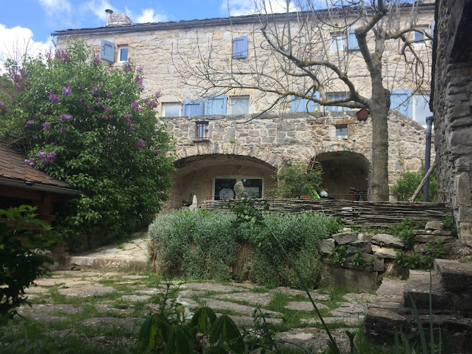 Le gîte de La Doline séjours Naturoline à Hures-la-Parade