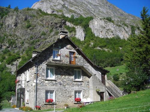Le Pain de Sucre à Gavarnie Gedre