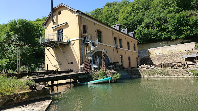 au barrage de Cherré Gîte en vallée du loir à Aubigné-Racan