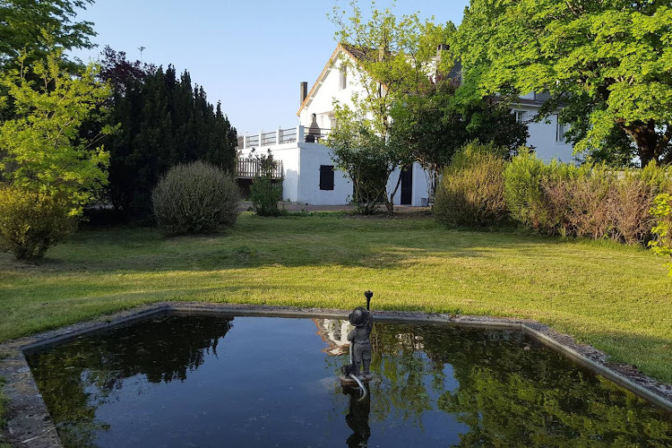 White Grape Inn à Piégut-Pluviers