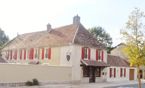 L'Auberge de l'Etoile à Villeneuve Les Bordes