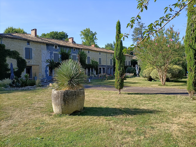 Le Moulin de Coupigny à Fontenille-Saint-Martin-d'Entraigues