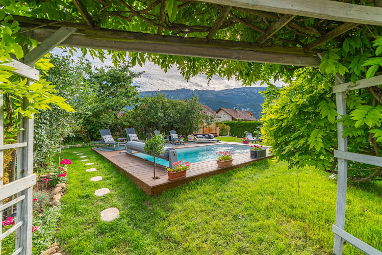 Hygge Lodge Annecy à Doussard
