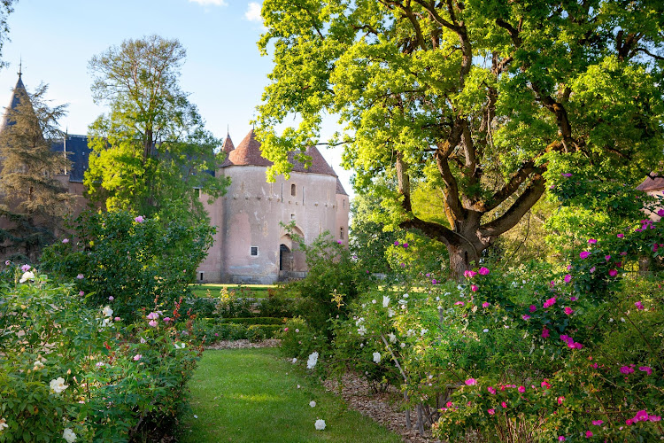 Chteau d Ainay-le-Vieil à Ainay-le-Vieil