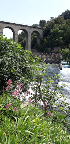 Moulin de L Aqueduc à Fontaine-de-Vaucluse