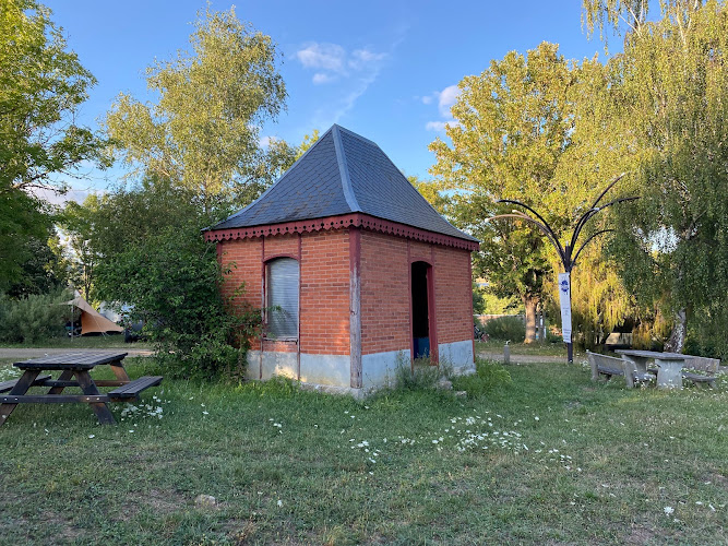 Camping les Chaumes Du Mont SASU à Nolay