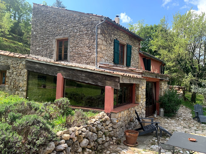 Domaine d Angouire hebergements à Moustiers-Sainte-Marie