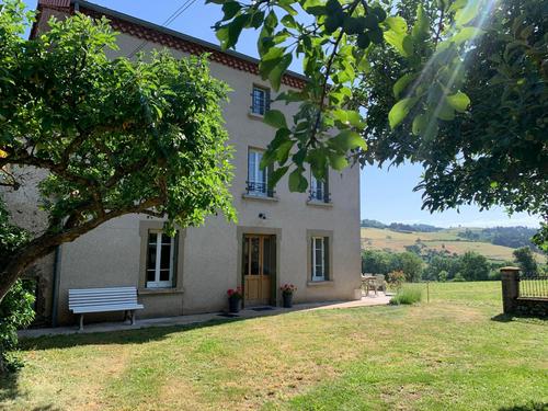 Gîte du vieux Noyer à Siaugues-Sainte-Marie