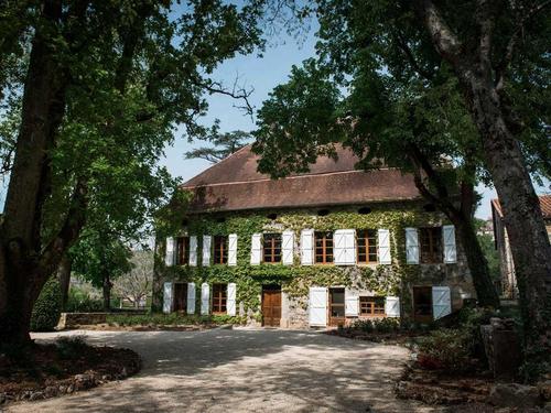 Grand Gîte de Charme La Rivière à Calvignac