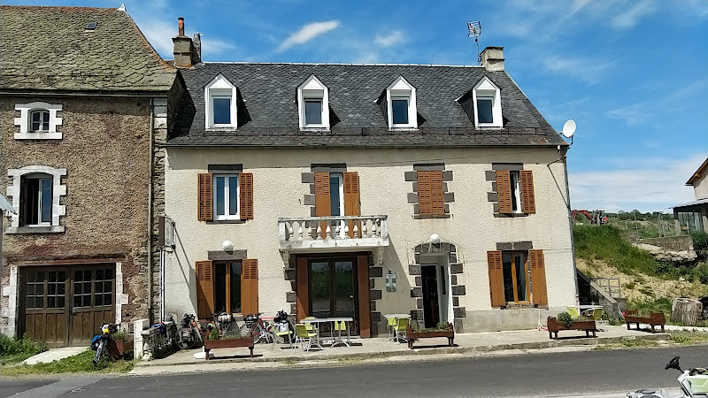 Auberge Les Gentianes Bar à Anzat-le-Luguet
