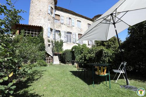La Terrasse du Chteau à LACHAU
