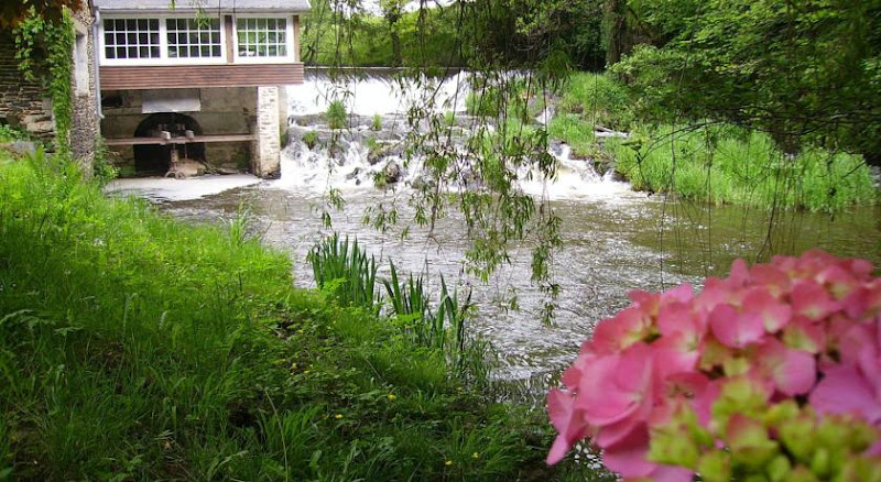 Gîtes au Moulin de Feuyas à Saint-Romain-et-Saint-Clément