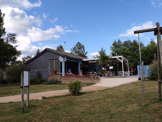 Camping de Bergougne à Rives