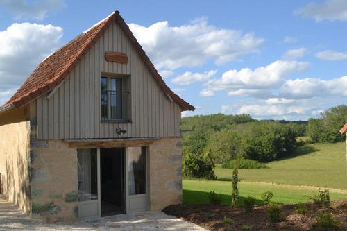 Gîtes de France® - La Grangette d'Yvette avec Bain Nordique au feu de bois à Cajarc