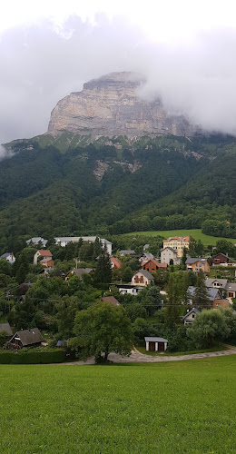 Les chalets du vieux frêne à Plateau-des-Petites-Roches
