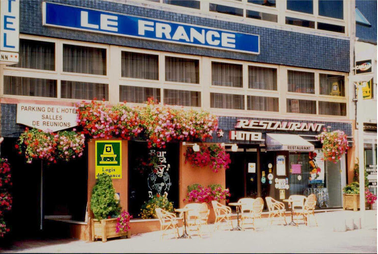 Le France hôtel Restaurant à Loudéac