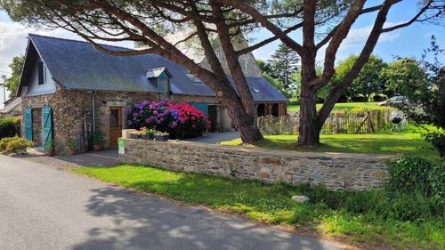 Les deux Pins à Paimpol