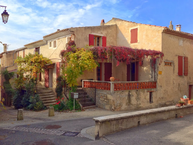 Maison du Couchadou à Saint-Pierre-de-Vassols