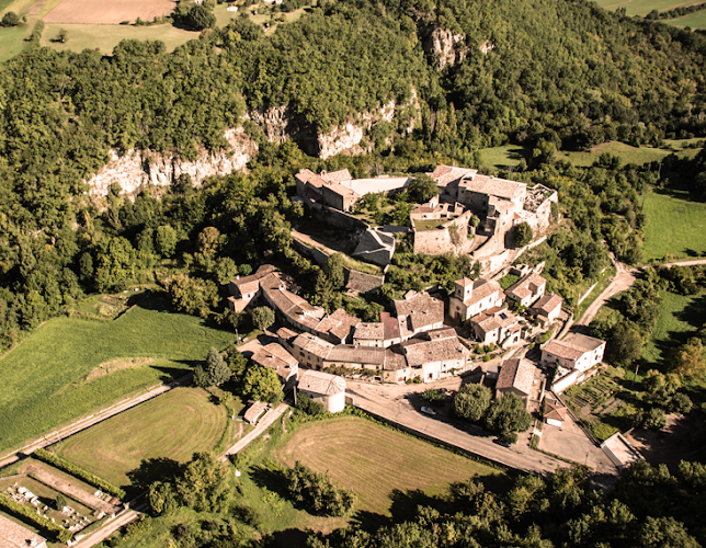 Le Chteau Du Pot-Clard à Le Poët-Célard