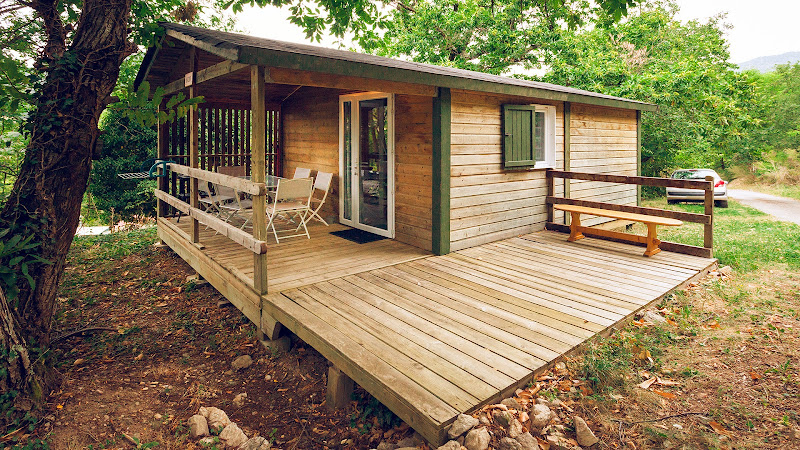 Camping Les Chtaigniers à Saint-Sauveur-de-Montagut
