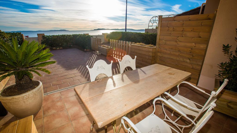 Studio Presqu île face à la plage à Hyères