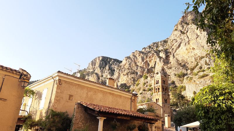 hôtel le Belvédère à Moustiers-Sainte-Marie