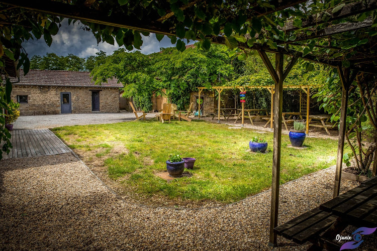 Equestrian Farm De Chasseneuil à Saint-Pardoux-le-Lac