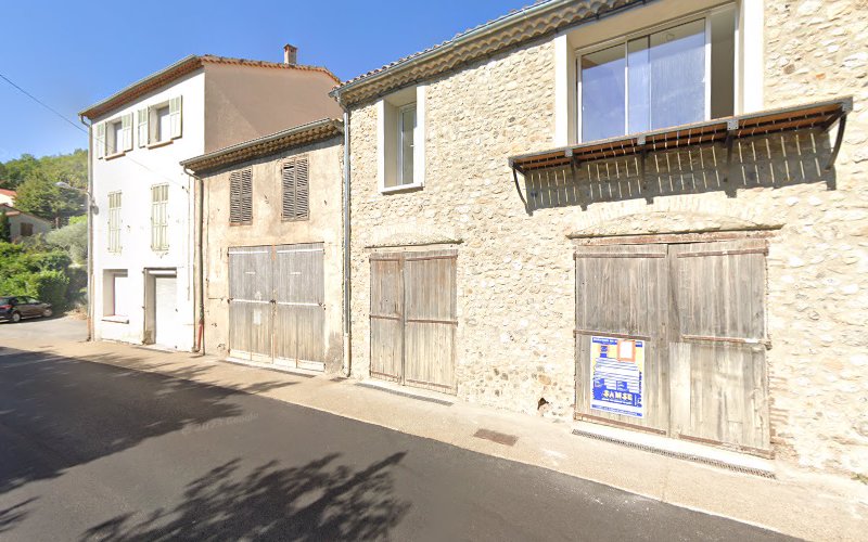 Studio Chez L Habitant à Mézel