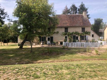 Gîte des Ruellés d'en Bas 1 à Jars