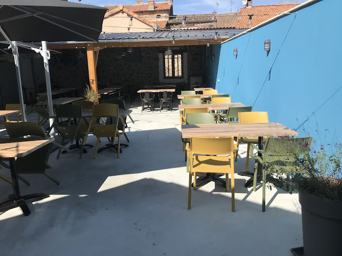 Hôtel Restaurant de la Barrière à Chabanais