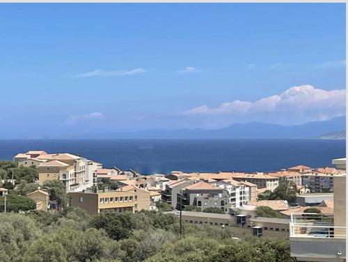 Serena à L'ile Rousse