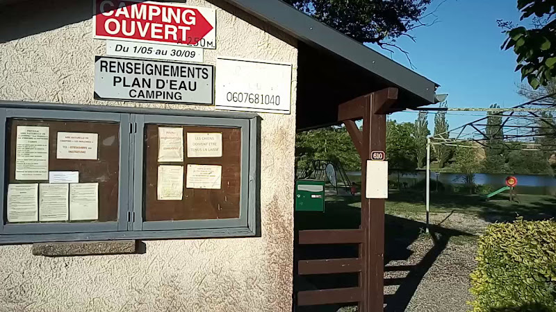 Aire naturelle De Camping Les Malénies à Privezac