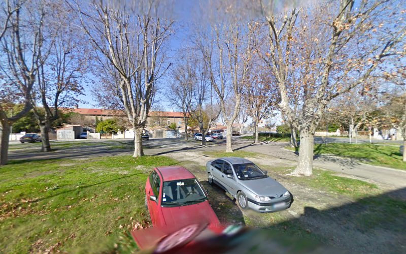 Wohnmobilstellplatz à Arles