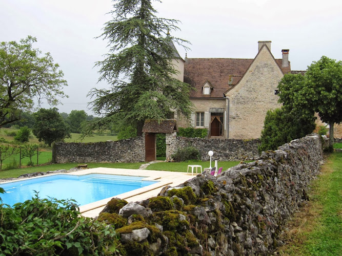 Gite de chalvet à Le Bastit