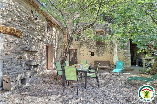 Gîte Saint Jean à MONTSEGUR-SUR-LAUZON