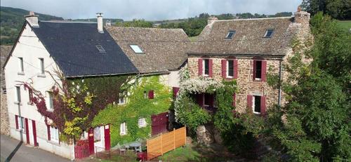 Gîte la combe aux cerfs à Trélans
