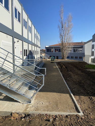 AC Location Assistance à Toussieu