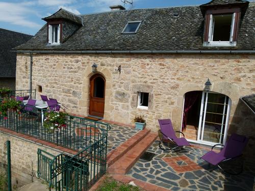 Gîte traditionnel près d'Espalion à Coubisou